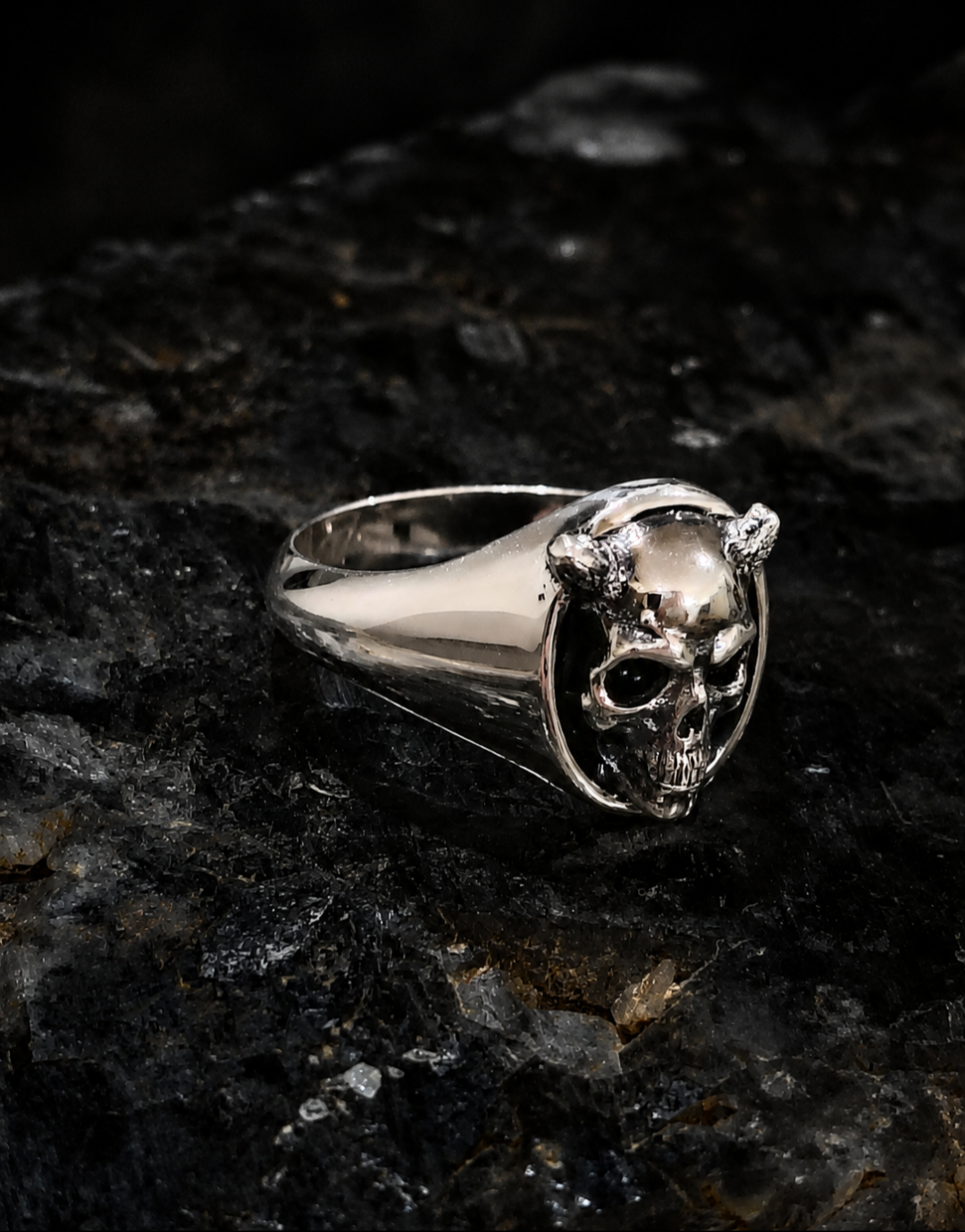 Devil's Signet Ring