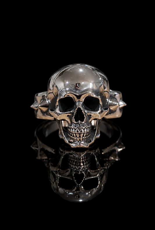 Rogue Skull Ring